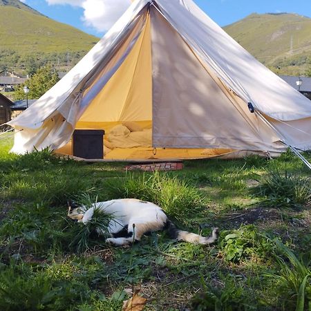 Camping La Zarapica - Palacios Del Sil ภายนอก รูปภาพ