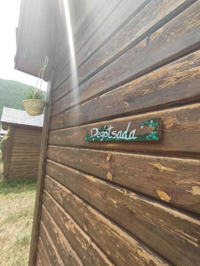 Camping La Zarapica - Palacios Del Sil ภายนอก รูปภาพ
