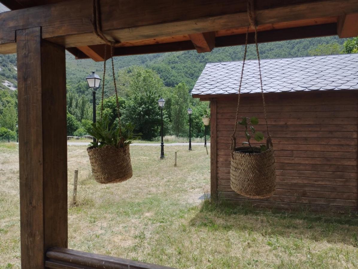 Camping La Zarapica - Palacios Del Sil ภายนอก รูปภาพ