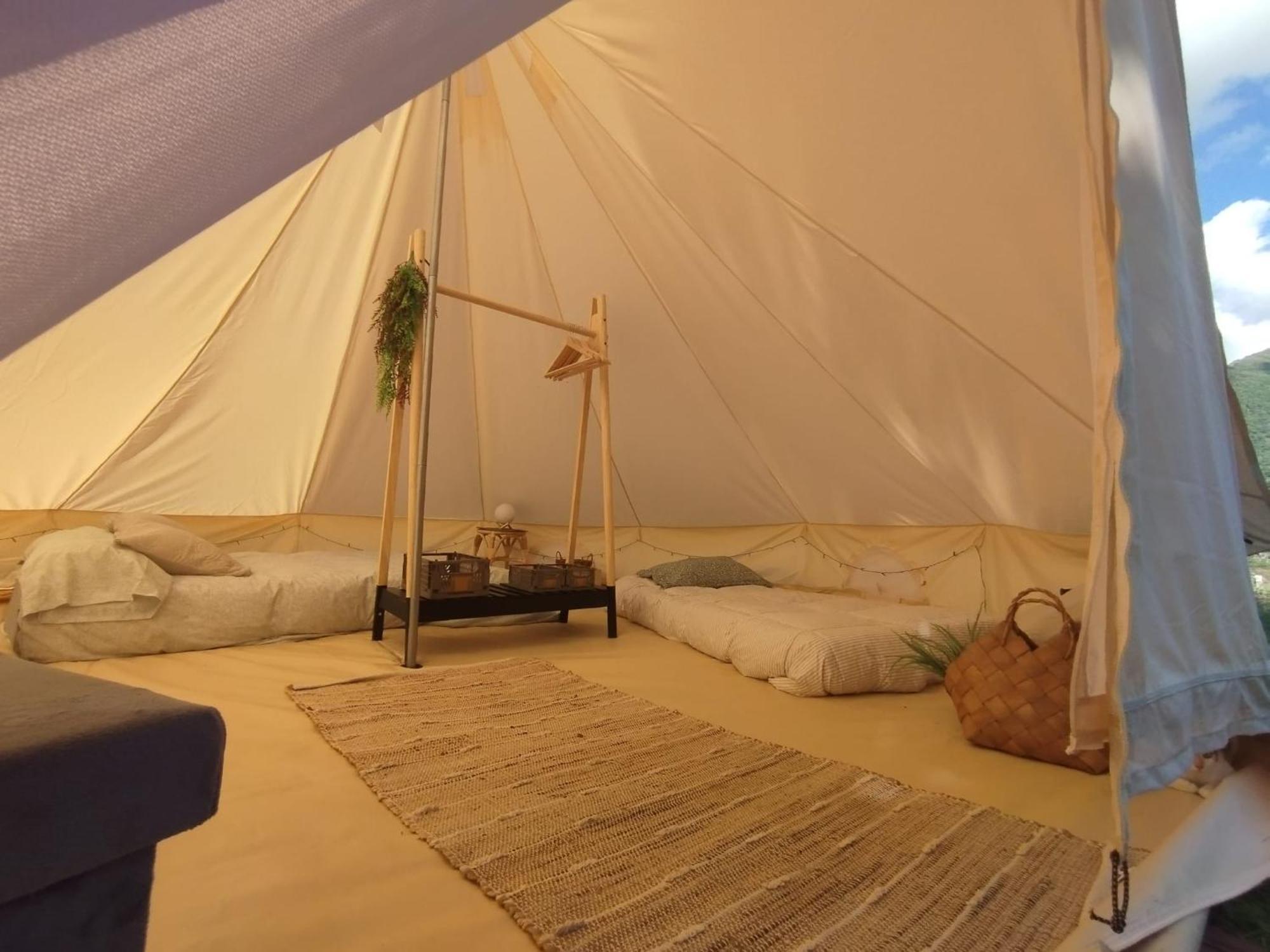 Camping La Zarapica - Palacios Del Sil ภายนอก รูปภาพ